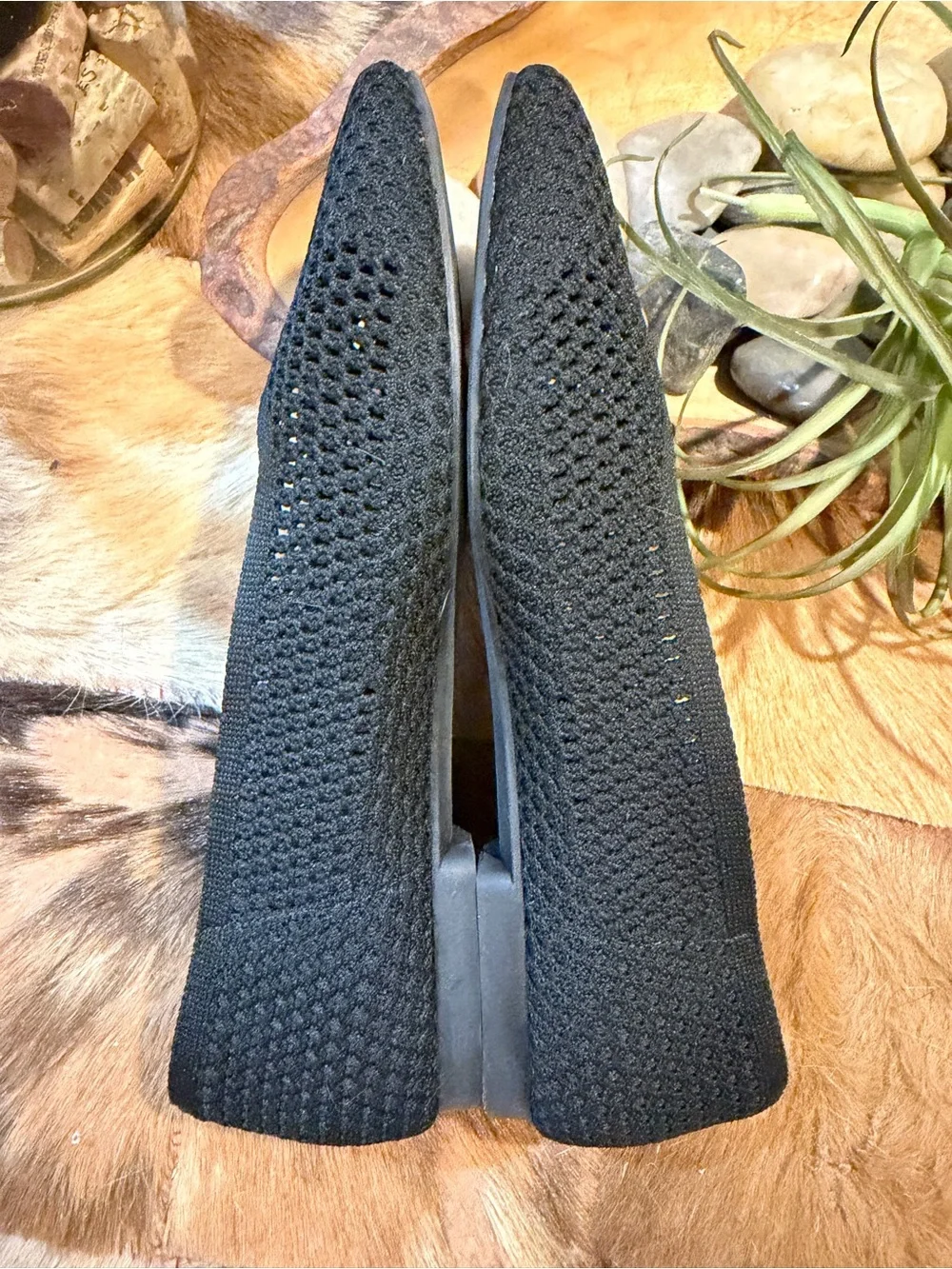 VIVAIA Women's Black Margot Mesh Knit Square-Toe Flats, size 38